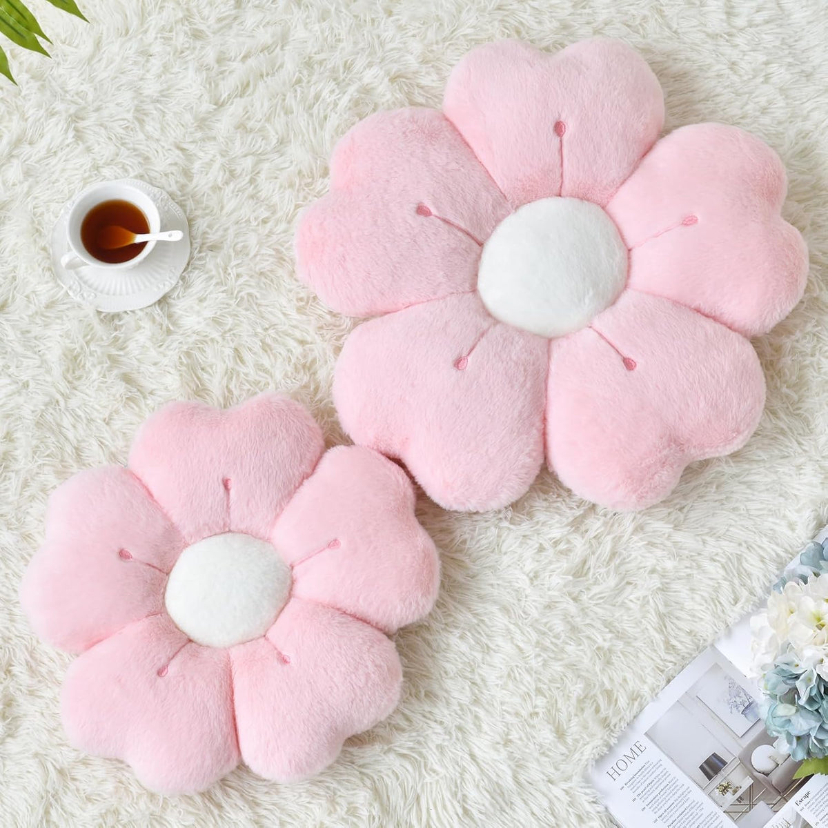 Cute Daisy Decorative Throw Pillows. Pink. 15 Inches
