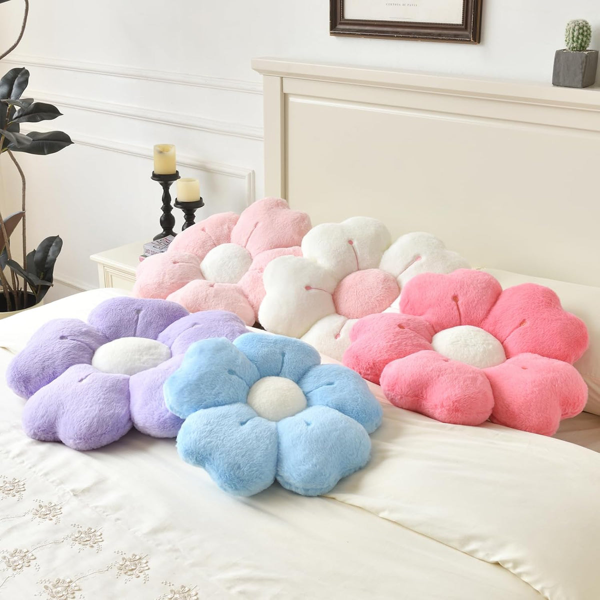 Cute Daisy Decorative Throw Pillows. Pink. 15 Inches